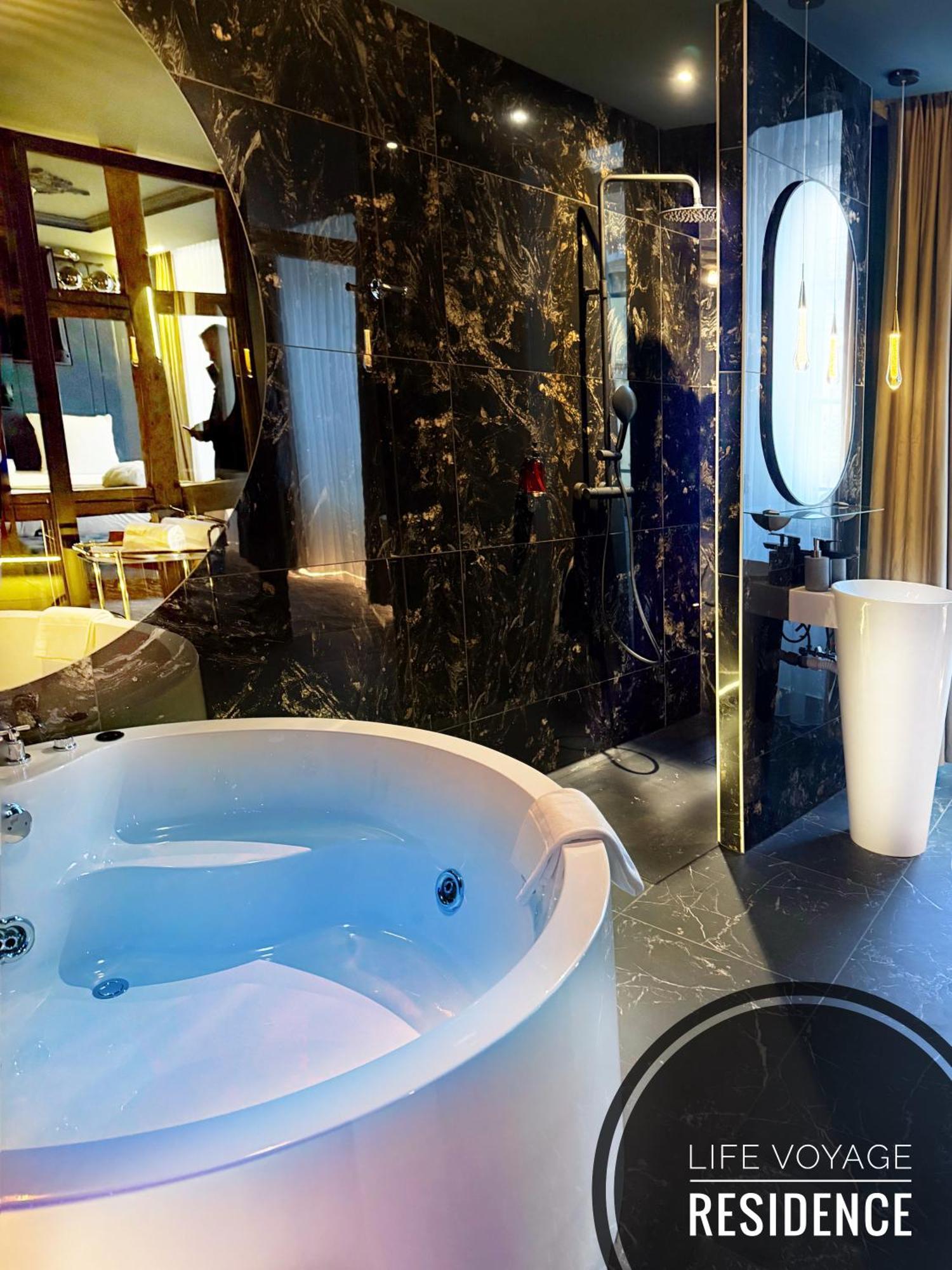 Life Voyage Residence & Spa - Strasbourg'S City Center Luxury Experience Straßburg